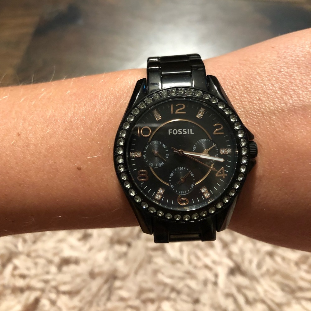 Black and rose gold fossil watch
